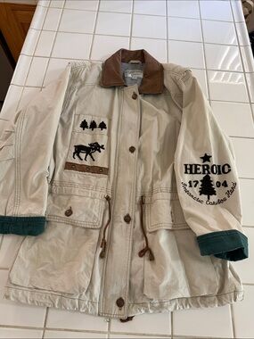 J GALLERY jacket size large 🐈‍⬛